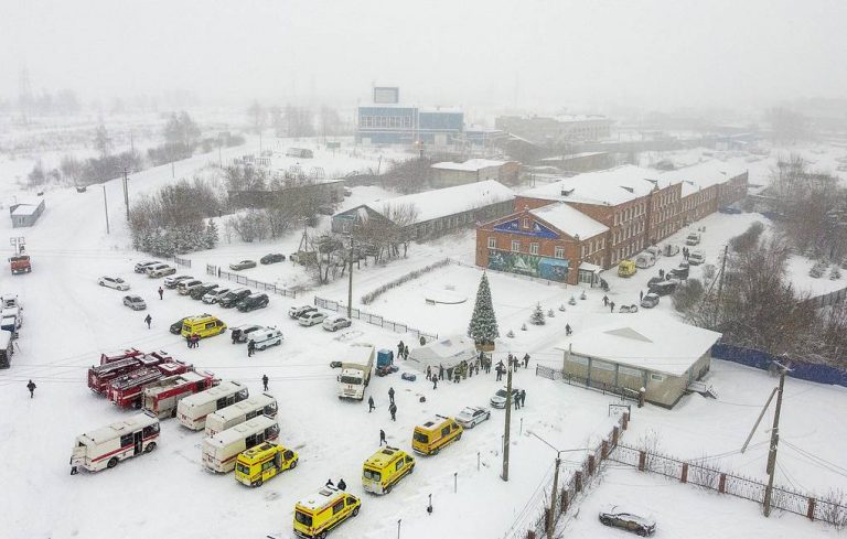 VIDEO | Accidentul minier din Siberia: Risc de explozie, operaţiunile de salvare au fost suspendate