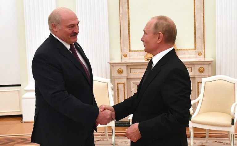 Preşedintele Belarusului a sosit la Moscova pentru discuţii cu Vladimir Putin