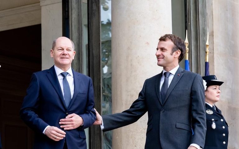 Ce indică axa-Paris-Berlin-Roma