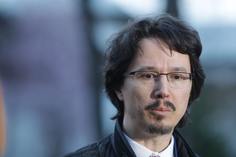 US Embassy ‘deeply concerned’ about suspension of Romanian judge over social media posts