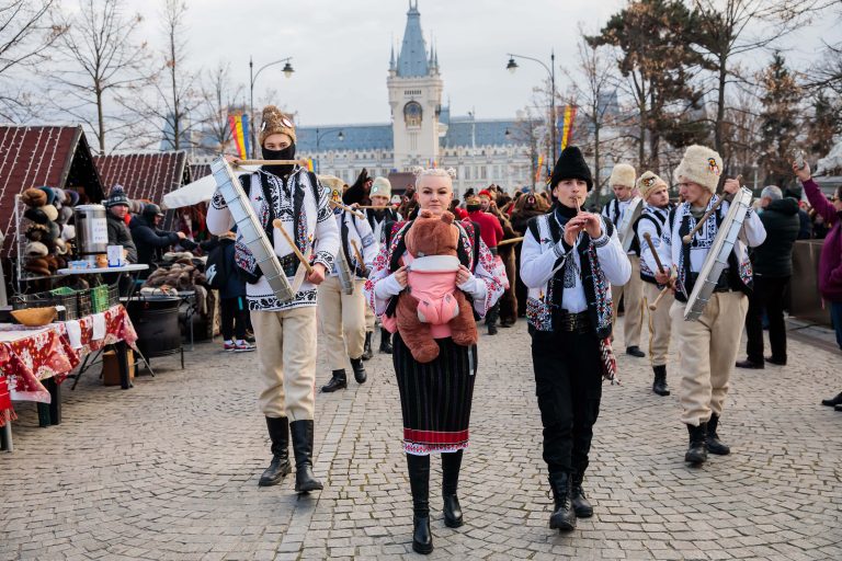 Party time in Romania…but only for the vaccinated. Gov’t sets rules for Christmas, New Year
