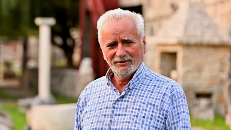 Poetul Lucian Avramescu a murit