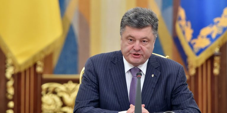 Petro Poroșenko: Putin, la fel ca Stalin, vrea să şteargă Ucraina de pe faţa pământului