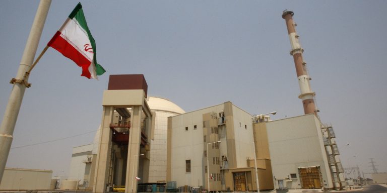 Iranul avertizează că ”agresorii” vor plăti ”un preţ greu”, după relatări privind posibile manevre americano-israeliene