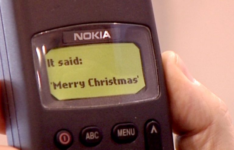 Un „artefact” din 1992. Primul SMS din istorie, scos la licitaţie în Franţa sub formă de NFT