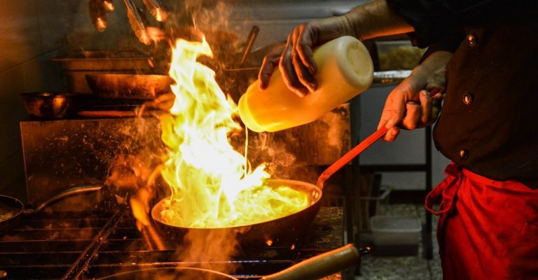 O istorie economică a restaurantelor. Și cum a schimbat-o pandemia de Covid