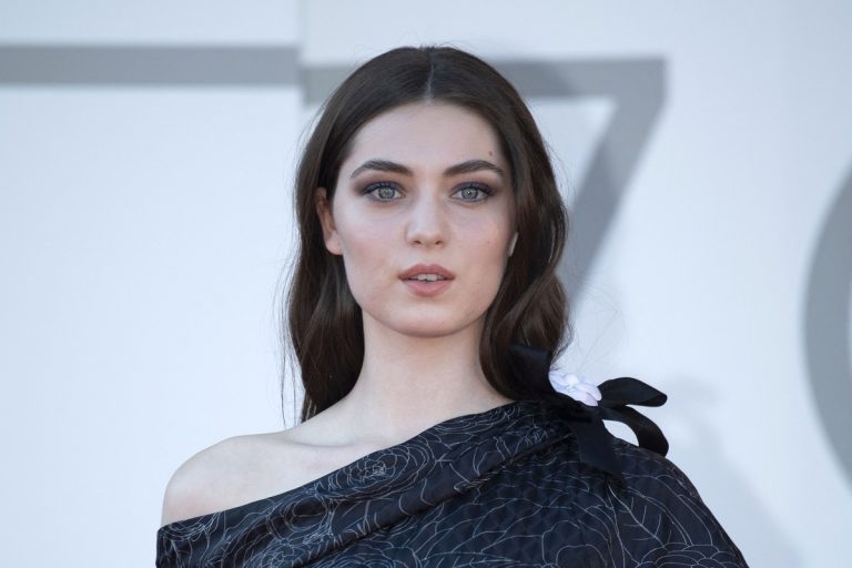 Actriţa franco-română Anamaria Vartolomei, desemnată “cea mai bună speranţă feminină” în cadrul premiilor César 2022