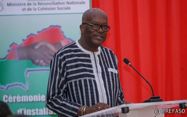 Preşedintele Burkina Faso, arestat şi deţinut de către militari
