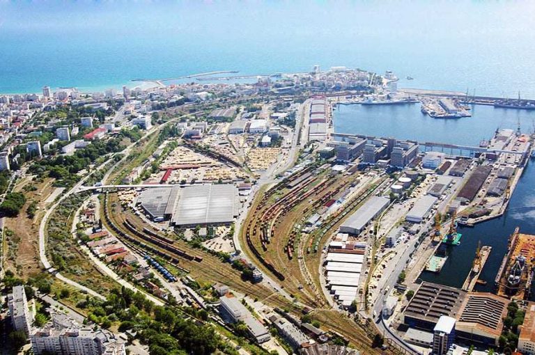 Cerealele din Ucraina ajung în portul Constanţa
