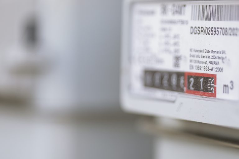 Romanian PM says ‘one million energy bills’ need to be recalculated as energy prices soar