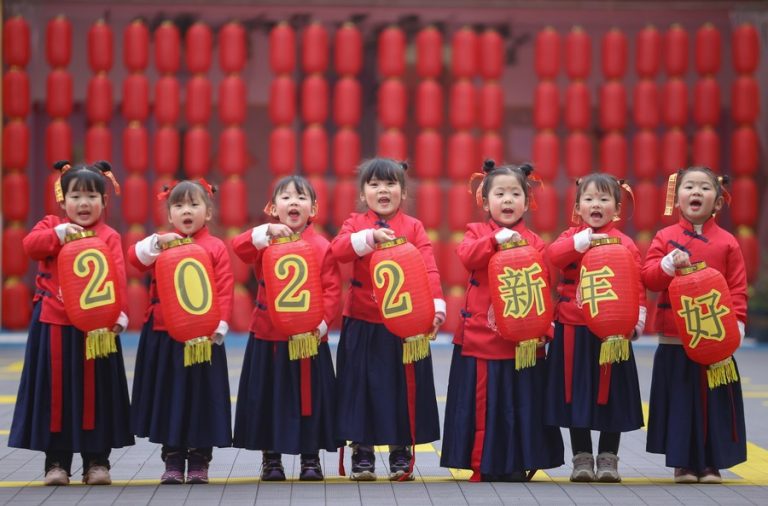 Xi și „bătrânii paranoici”. China ar putea fi mai periculoasă ca niciodată în 2022