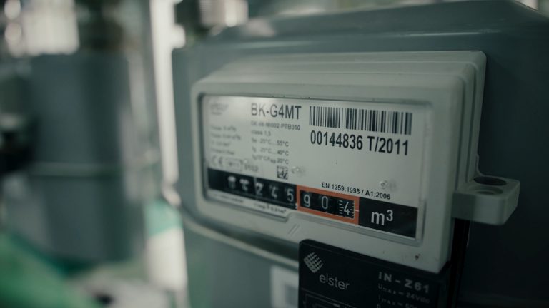 O pensionară din Vaslui a primit o factură la gaze de aproape 7 milioane de euro