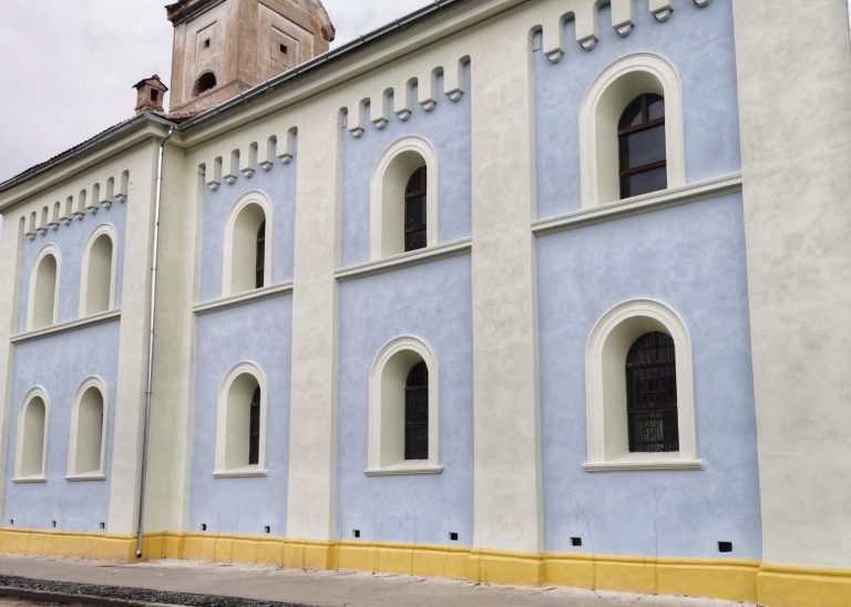 Sinagoga din Făgăraş, vandalizată chiar în timpul procesului de reabilitare