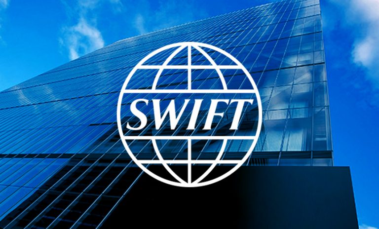 Ambasadorul ucrainean la Berlin cere excluderea Rusiei din sistemul de plăţi interbancare SWIFT