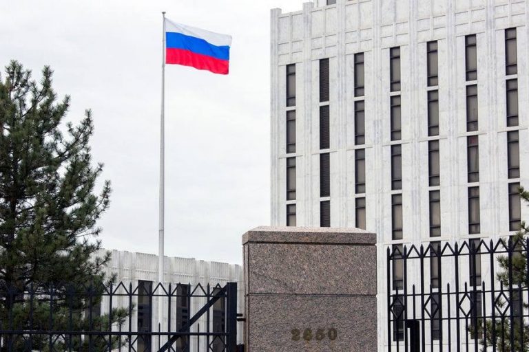 Ambasada Rusiei în SUA: Ameninţările cu sancţiuni ale Washingtonului nu vor face Moscova să bată în retragere