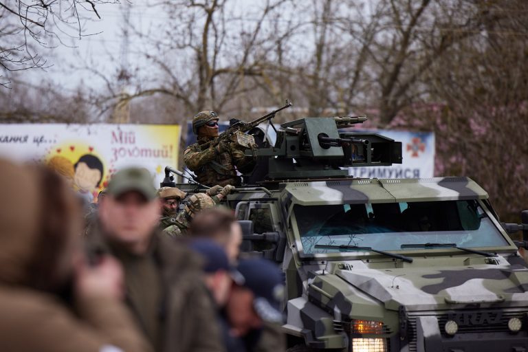 Analiză CEPA: Putin mărșăluiește în Ucraina. Fost ambasador SUA la NATO: „Sancțiuni devastatoare trebuie impuse Rusiei acum!”