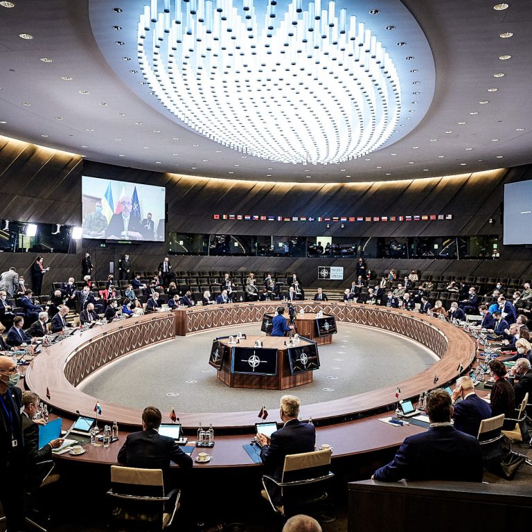 Polonia cere activarea articolului 4 al Tratatului NATO