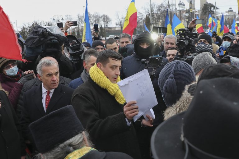 Câte ruble face AUR și ce joc face Călin Georgescu? Pilda sincronizării cu trei episoade anti-România, consumate la București, Moscova și Sofia