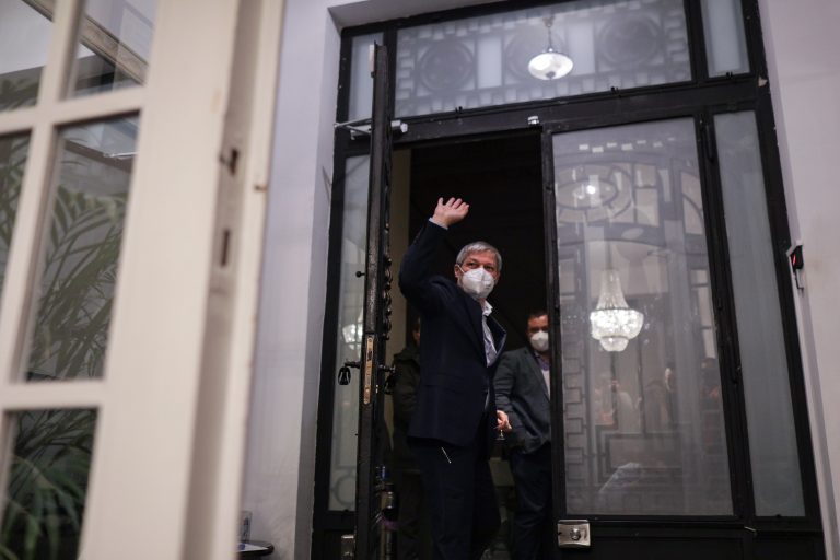 Nu plecarea lui Cioloș e cea mai proastă veste pentru USR