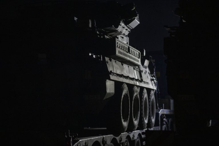 PHOTOS: | U.S. military convoy arrives in Romania
