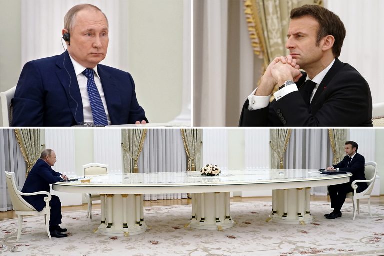 Macron ar fi refuzat să-și facă un test PCR cerut de Kremlin de frică să nu-i fie furat ADN-ul