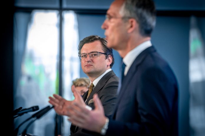 dmitro kuleba jens stoltenberg