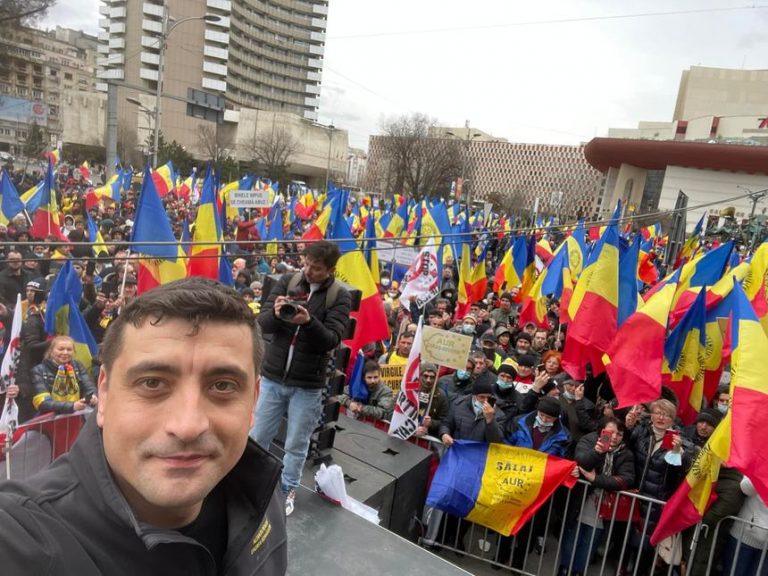 VIDEO | Cu războiul la granițe, AUR și-a început protestul cu scandal