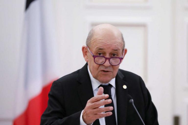 VIDEO | Ministrul de externe francez, bucuros după înfrângerea premierului australian care anulase achiziţia submarinelor franceze