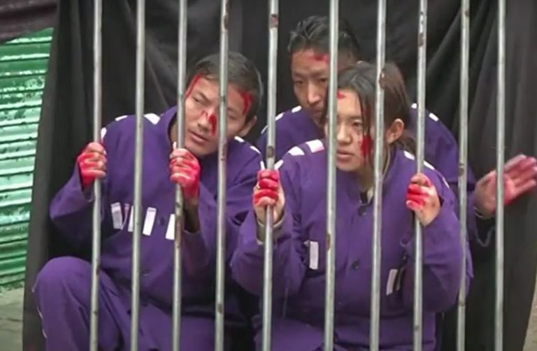 VIDEO | Tibetanii denunţă „Jocurile ruşinii” de la Beijing în faţa sediului Comitetului Olimpic Internaţional