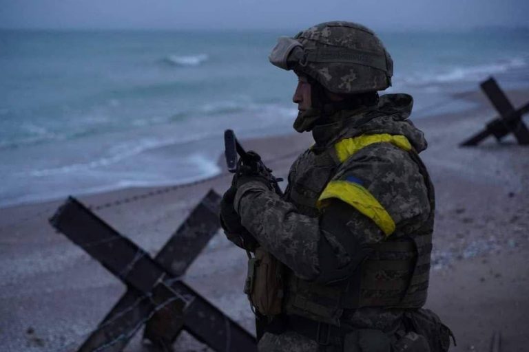 Armata Ucrainei: 14.500 de ucraineni şi străini au venit în ţară pentru a lupta