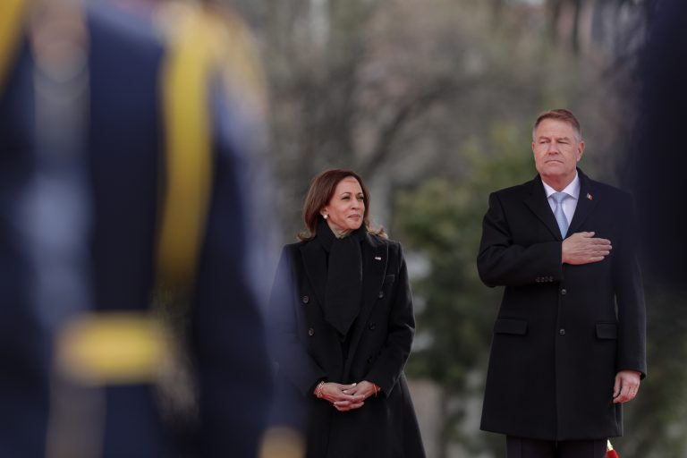 UPDATE | Kamala Harris credits Romania for refugee help, blasts Putin