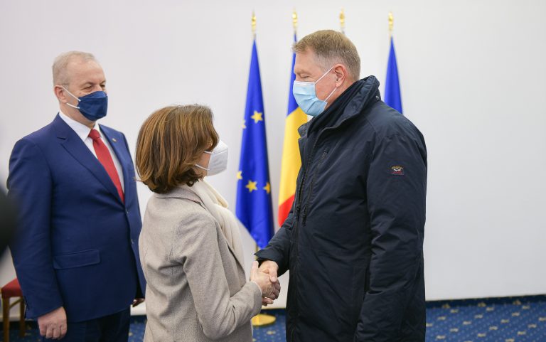 Preşedintele Iohannis şi ministrul francez al Forţelor Armate, Florence Parly, au discutat la Baza Mihail Kogălniceanu despre deteriorarea situaţiei de securitate regionale