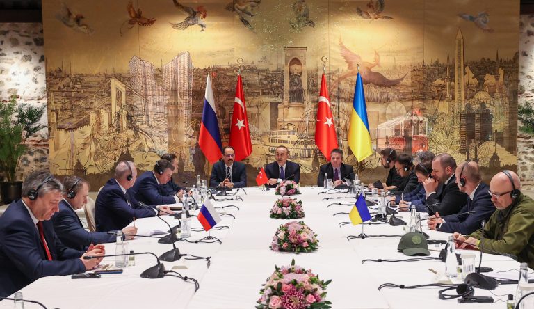 Doar armele nu vor rezolva conflictul din Ucraina