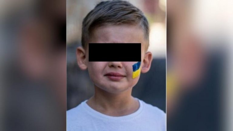 Sute de oameni, dornici să îl adopte pe Sașa Reznicenko, orfanul din Ucraina, găzduit de un centru social din Băicoi