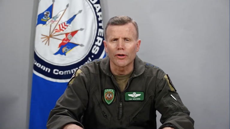 Generalul Tod Wolters: Invazia în Ucraina are legătură cu vârsta şi eficienţa lui Putin