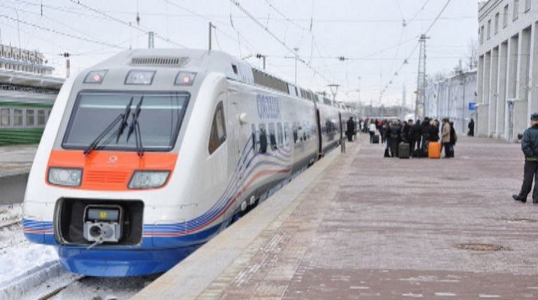 Mărturiile șocante ale ultimilor ruși care au mai putut ajunge în Europa cu trenul, prin Finlanda