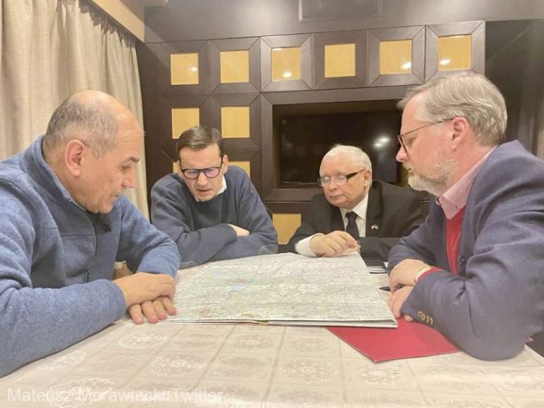 Prim-miniştrii din trei țări au ajuns la Kiev