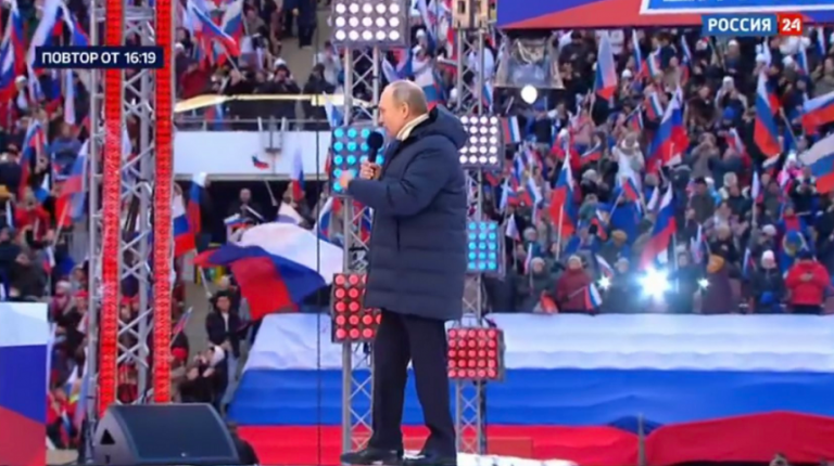 „Ruşinaţi”. Reacția patronului firmei care a creat geaca de 12.000, purtată de Putin