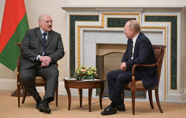 Putin dispune prin decret înfiinţarea unor centre militare comune ruso-belaruse în Belarus