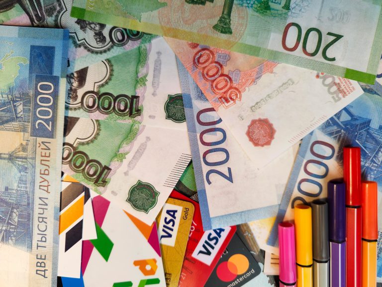 Germania consideră că solicitarea Rusiei de a i se plăti gazele în ruble echivalează cu rezilierea contractului