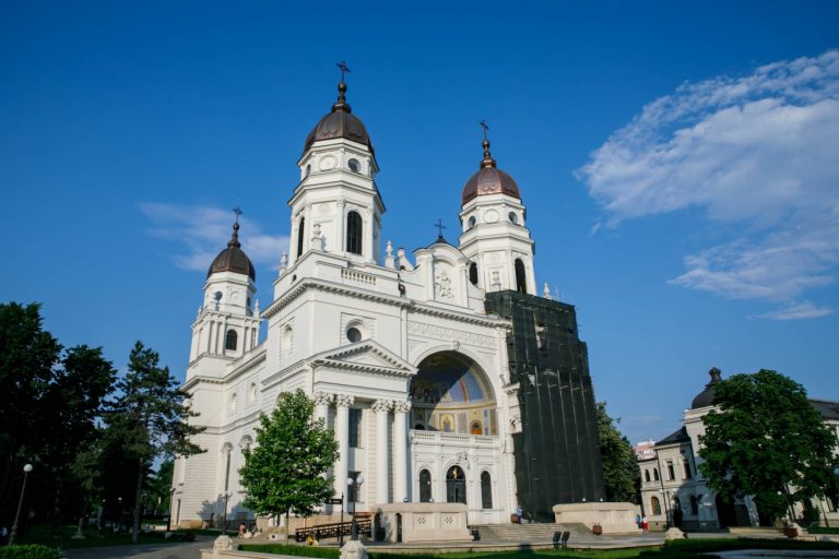 Romanian president remembers Ukrainians on Orthodox Easter