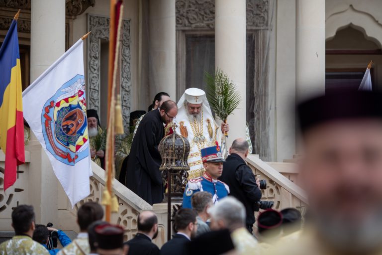 FOTO/VIDEO | Patriarhul Daniel: Pelerinajul de Florii este icoană înaintevestitoare a bucuriei Sfintelor Paşti