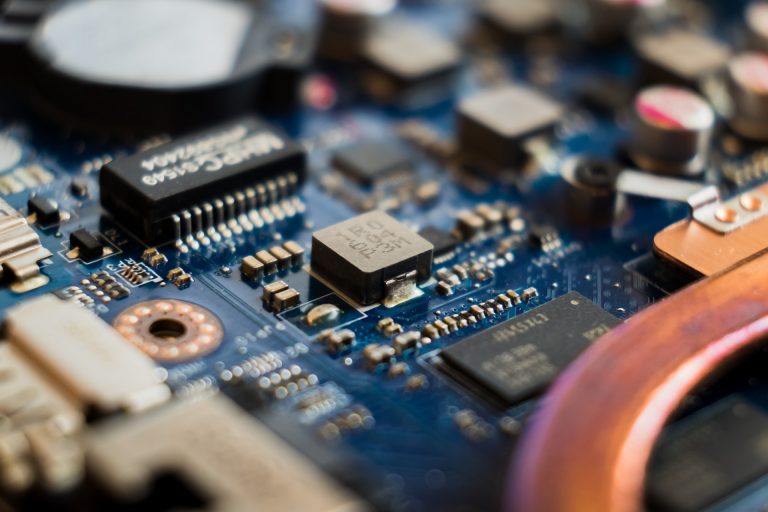 BBC: Coreea de Sud investeşte încă 5 miliarde de dolari în industria cipurilor