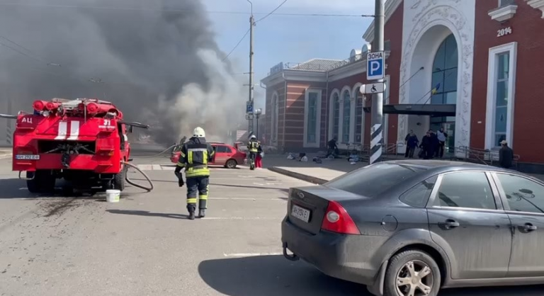 Rusia anunţă că a scos din funcţiune şase gări ucrainene, folosite pentru transportul armelor occidentale