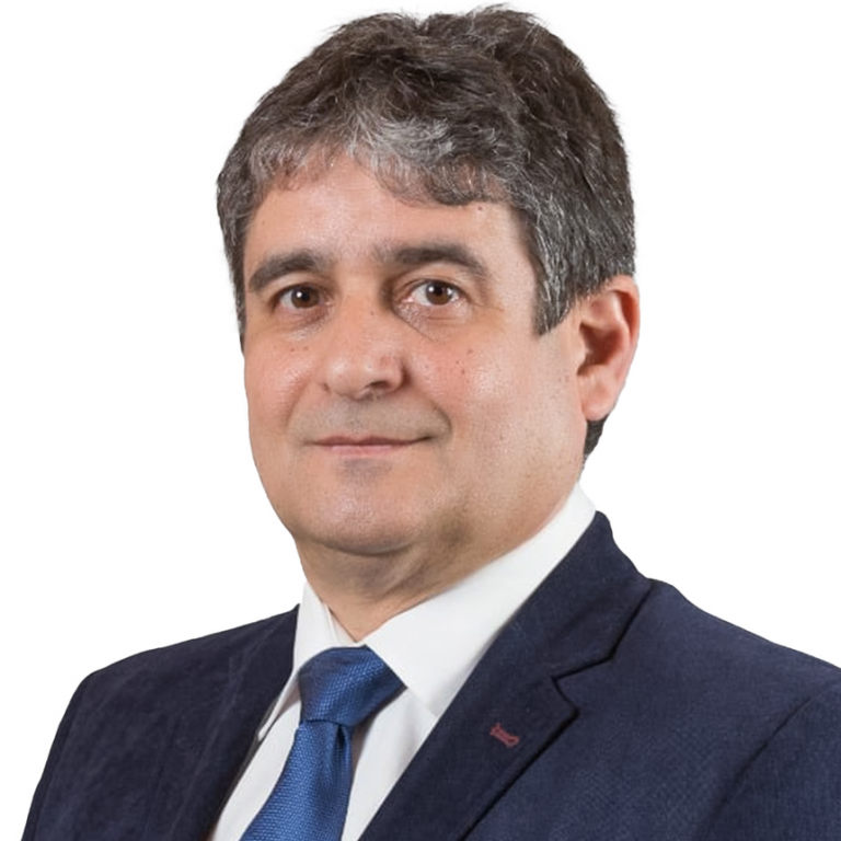 De ce nu îl sancţionează USR pe primarul care a postat, cu mândrie, fotografii cu ambasadorul rus şi cu steagul Rusiei