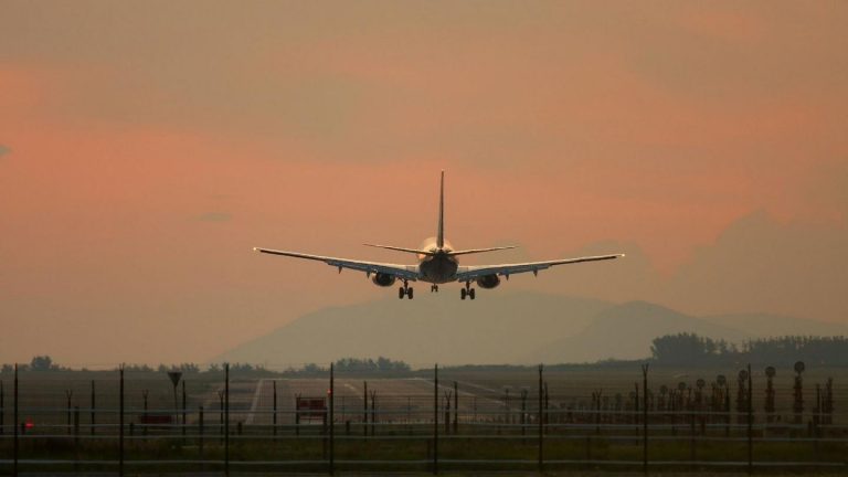 Autoritatea Aeronautică Civilă a avizat favorabil construcţia unui nou aeroport în România