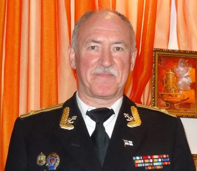 Un colonel rus și-a pierdut laptopul cu informații militare după o beție într-un pub