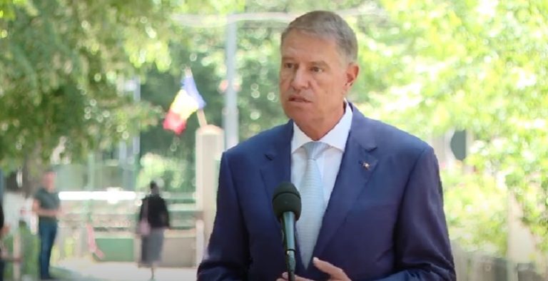 Iohannis: Statul român să continue să ofere o perspectivă refugiaţilor ucraineni şi să le asigure condiţiile unei vieţi cât mai apropiate de normalitate