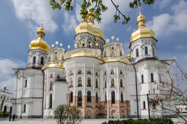 Schisma Bisericii Ortodoxe Ucrainene a fost cerută de credincioşi, inclusiv din Donbas, afirmă episcopul Clement, un purtător de cuvânt al Bisericii