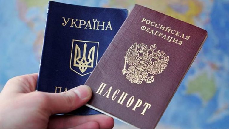 Rusia a distribuit 80.000 de paşapoarte ruseşti în Ucraina după ”anexări”